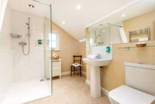 Cossington Park House bathroom / shower